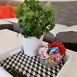 Apartment Casa Matea - 90 M From The Sea, New Private Swimming Pool *