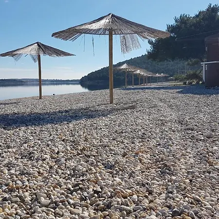Casa Matea - 90 M From The Sea, New Private Swimming Pool Apartament