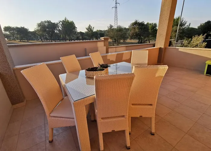 Casa Matea - 90 M From The Sea, New Private Swimming Pool Apartmán Pula
