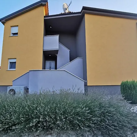 Casa Matea - 90 M From The Sea, New Private Swimming Pool Apartment *