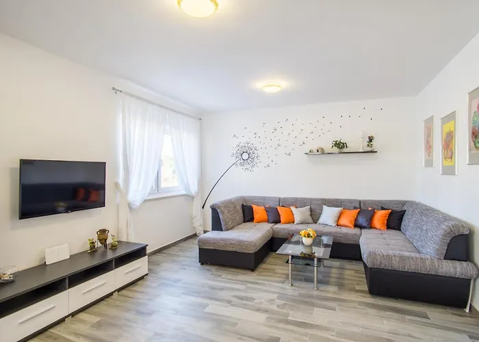 아파트 Casa Matea - 90 M From The Sea, New Private Swimming Pool