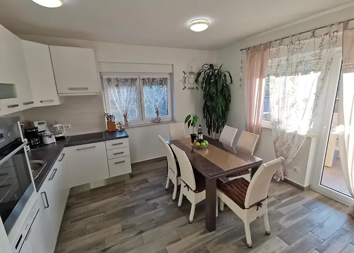 아파트 Casa Matea - 90 M From The Sea, New Private Swimming Pool *