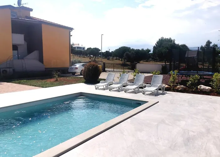 Casa Matea - 90 M From The Sea, New Private Swimming Pool 풀라